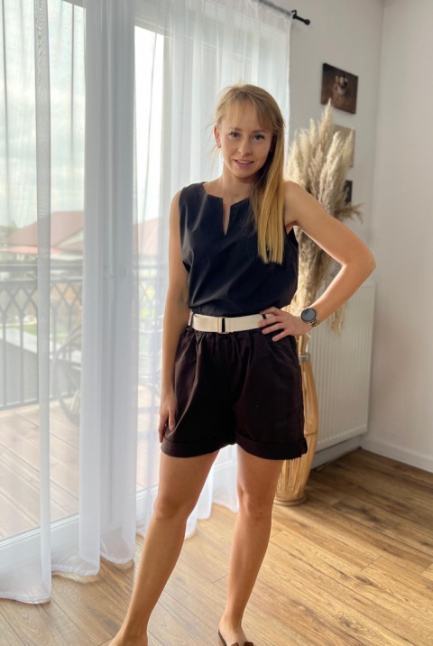 Bluzeczka na ramiączkach