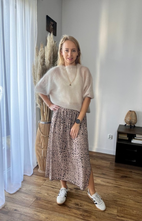 Spódnica z rozcięciem